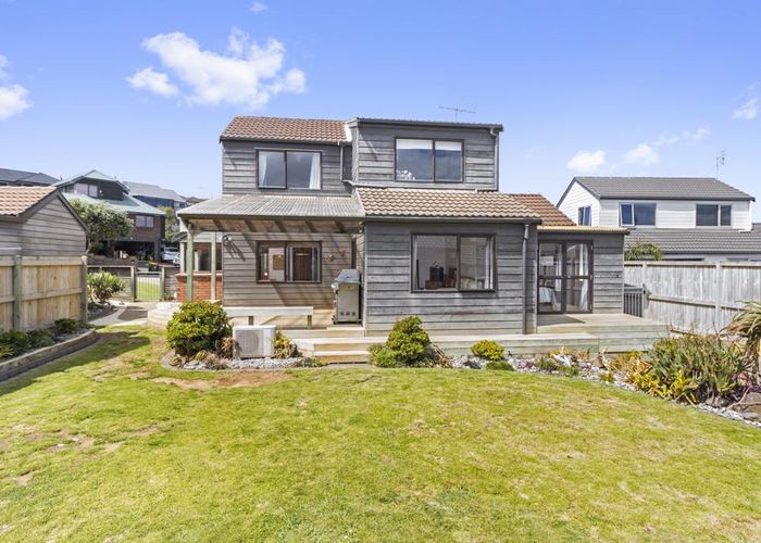 at 2A/1 BASILTON CLose, Bucklands Beach, Auckland