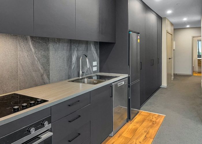  at 104/2 Launch road, Hobsonville, Waitakere City, Auckland