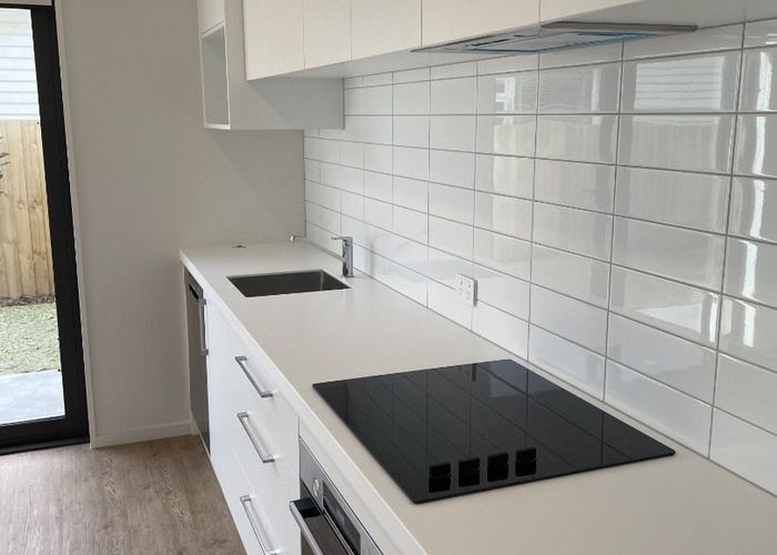  at 2/112 Burke Street, Sydenham, Christchurch