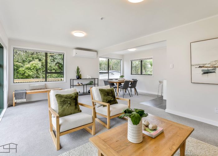  at 33 Cron Avenue, Te Atatu South, Waitakere City, Auckland