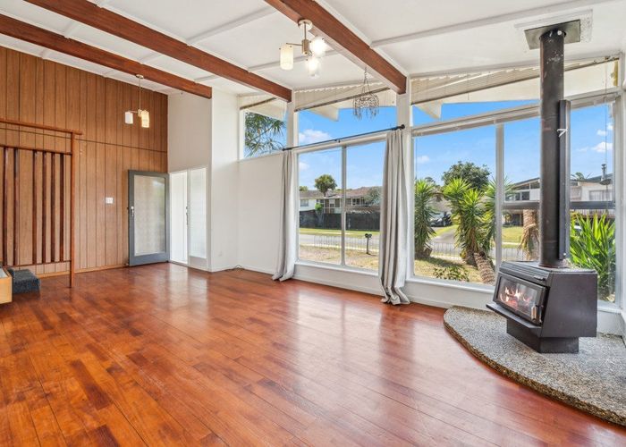  at 35 Fairlight Place, Manurewa, Auckland