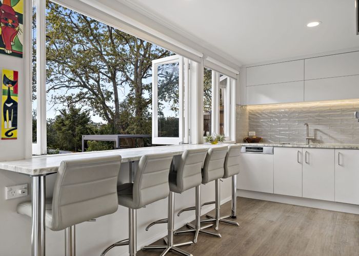  at 48 Eastbourne Road, Remuera, Auckland City, Auckland