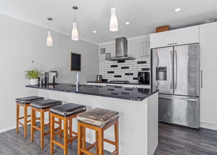  at 8 Te Kio Crescent, Papamoa Beach, Papamoa