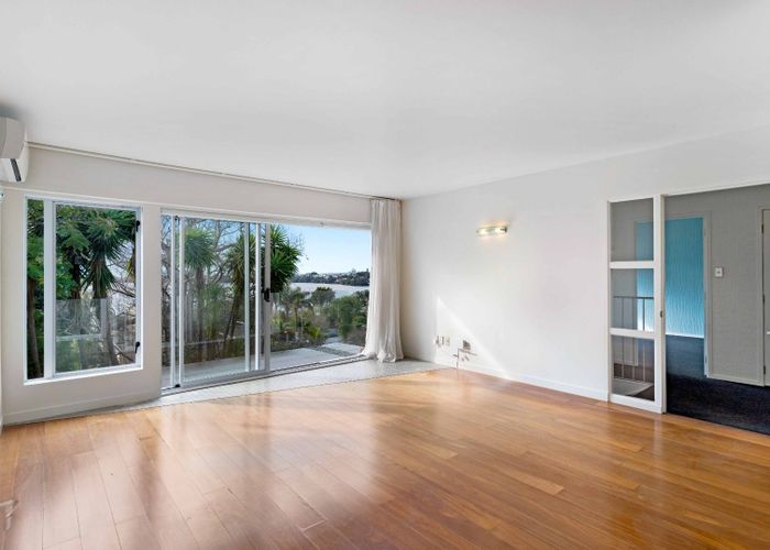  at 2/14 Rangitira Avenue, Takapuna, Auckland