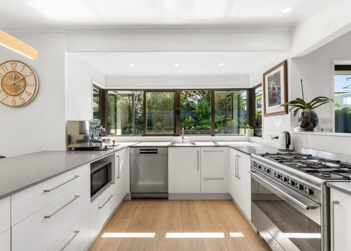  at 111 Dickson Road, Papamoa, Tauranga, Bay Of Plenty