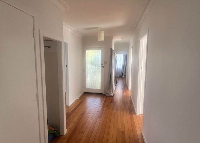  at 15 Brouder Place, Manurewa, Manukau City, Auckland