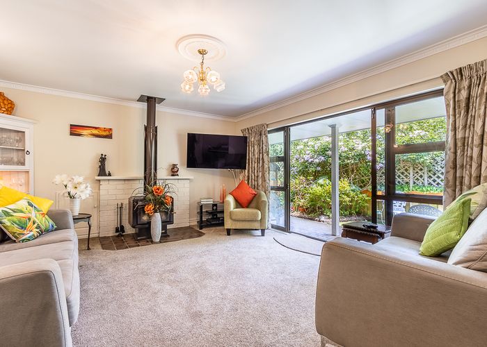  at 270 Te Moana Road, Waikanae