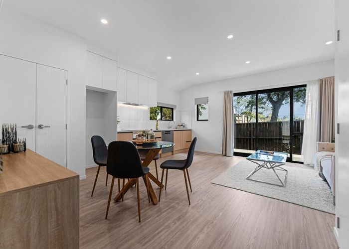  at 4/9 Peace Avenue, Mount Wellington, Auckland City, Auckland