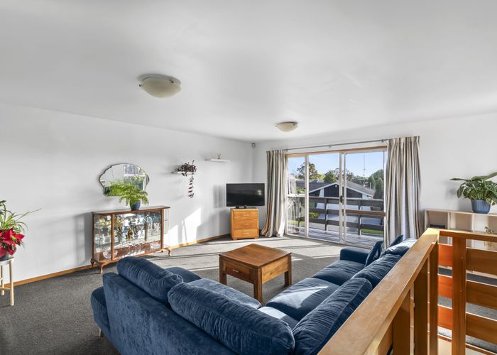  at 2/8 Applewood Place, Casebrook, Christchurch City, Canterbury