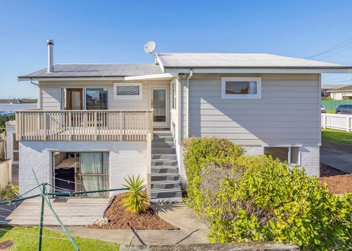  at 3 Tye Road, Hillcrest, North Shore City, Auckland