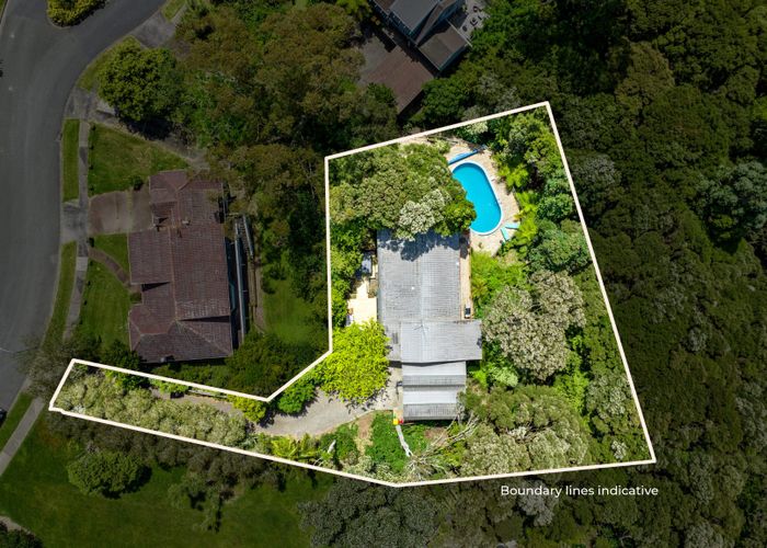  at 1 Mosman Place, Chatswood, Auckland