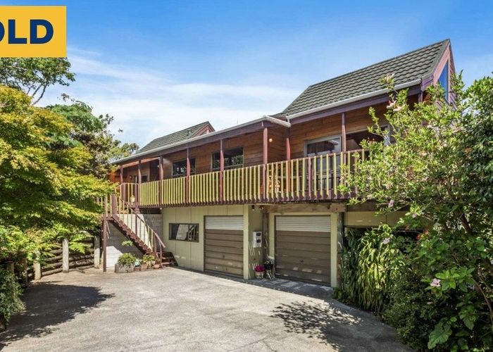  at 166 Spur Road, Stillwater, Silverdale