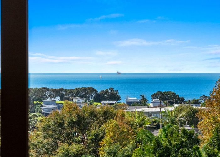  at 3/56 Castor Bay Road, Castor Bay, Auckland