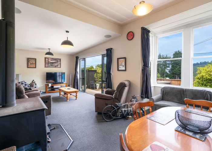  at 32 Taupo Street, Ravensbourne, Dunedin
