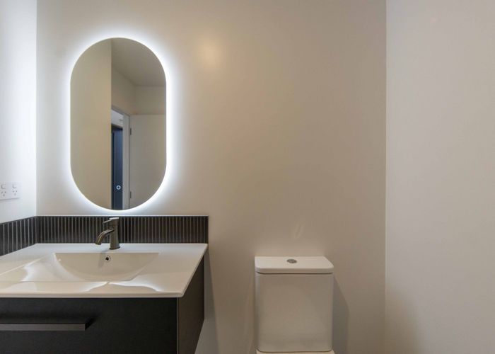  at 2/4 Bremworth Avenue, Dinsdale, Hamilton, Waikato