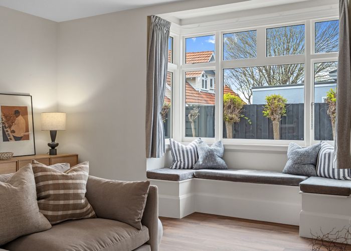  at 49 Holmwood Road, Fendalton, Christchurch City, Canterbury