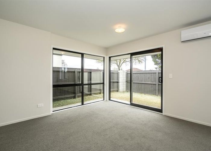  at 2/182 Brougham Street, Sydenham, Christchurch