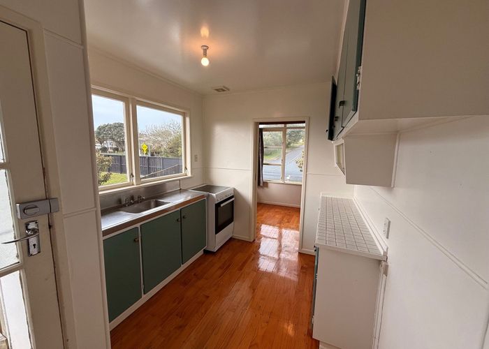  at 63 Barrys Road, Glendene, Waitakere City, Auckland