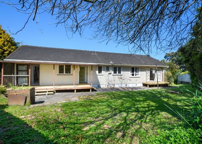  at 6 Palmer Avenue, Glen Eden, Auckland