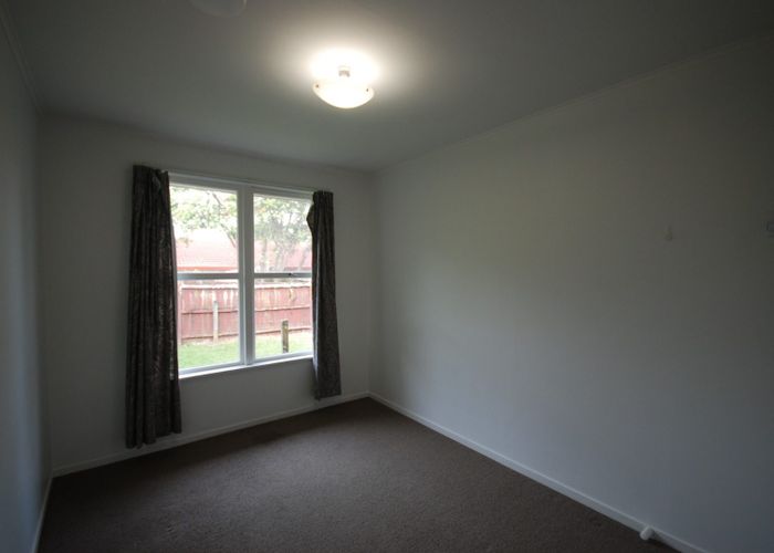  at 4/82a Panama Rd, Mount Wellington, Auckland City, Auckland