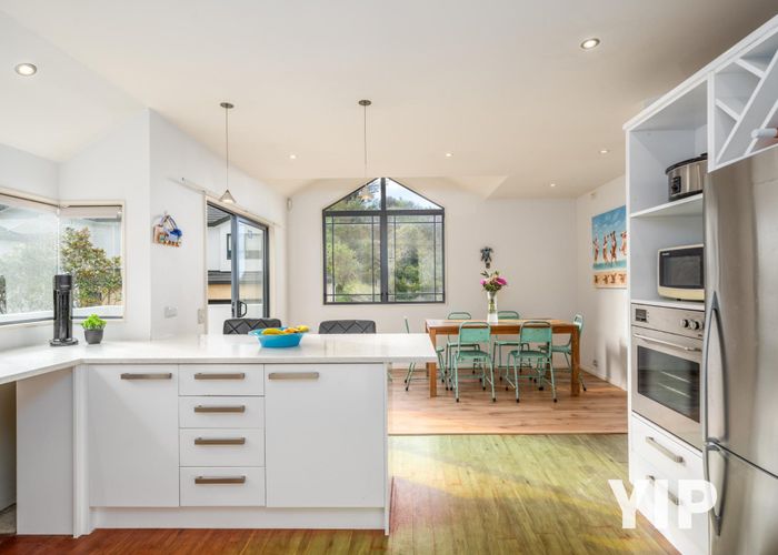  at 21 Forsyth Grove, Brooklyn, Wellington, Wellington