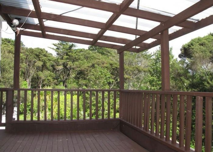  at 32 Glencourt Place, Glenfield, North Shore City, Auckland