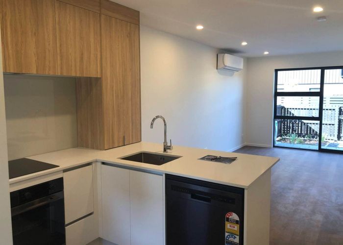 at 2/474 West Coast Road, Glen Eden, Waitakere City, Auckland