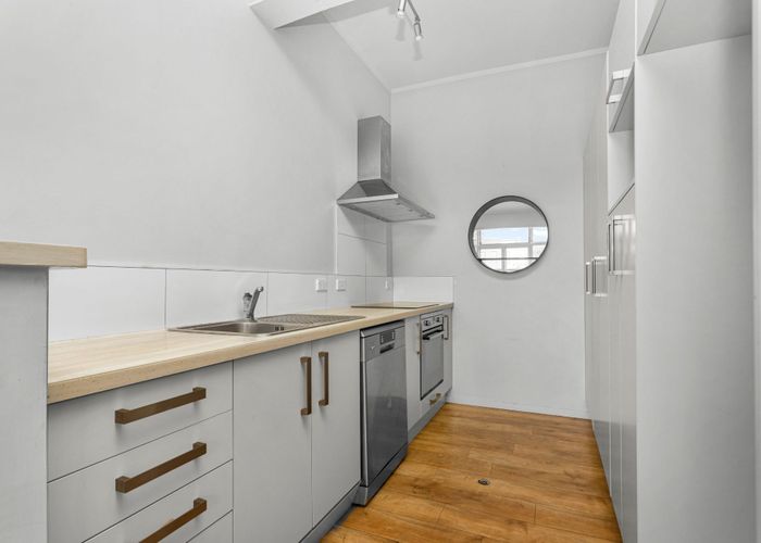  at 1/157 Symonds Street, Newton, Auckland