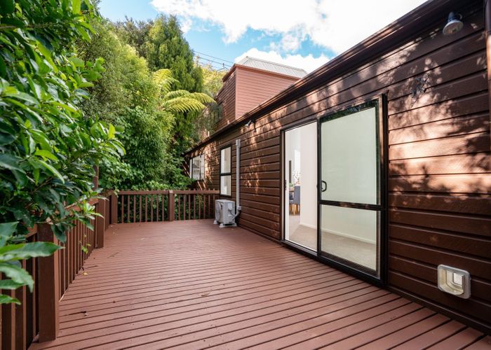 at 16 Garden Road, Northland, Wellington, Wellington
