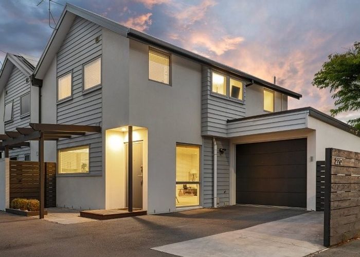  at 1/220 Salisbury Street, Christchurch Central, Christchurch