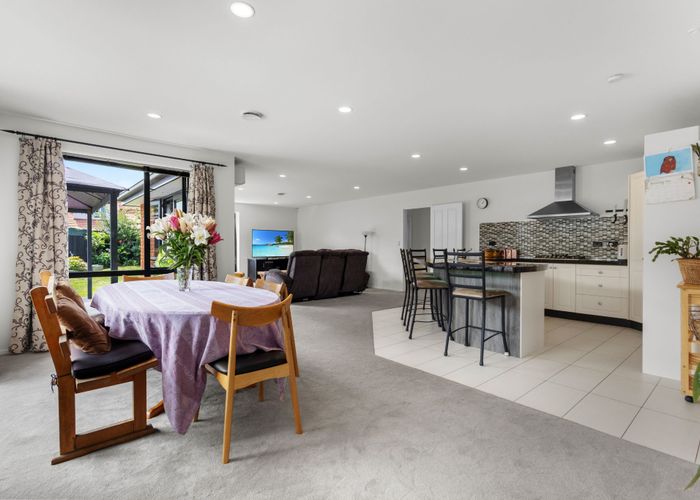  at 43 Broadhaven Avenue, Parklands, Christchurch City, Canterbury