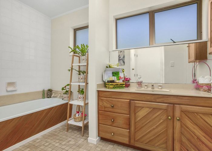  at 35 Halswater Drive, Churton Park, Wellington