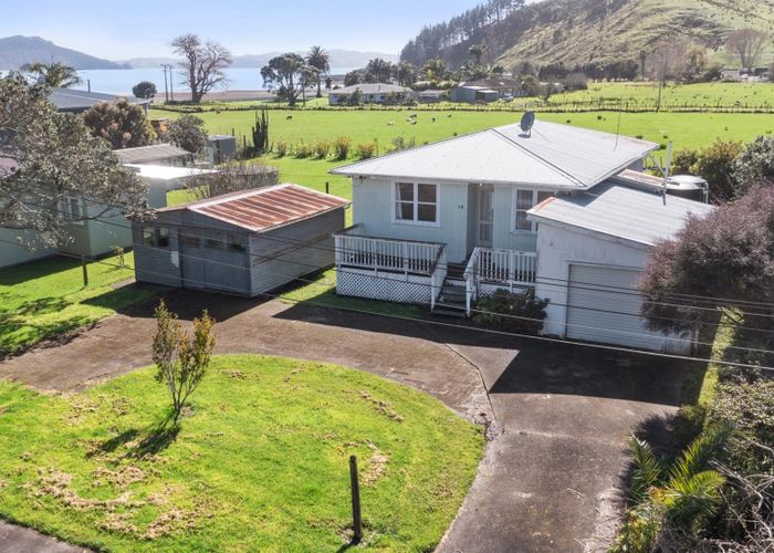 Recently sold 14 Karaka Road, Kawakawa Bay homes.co.nz