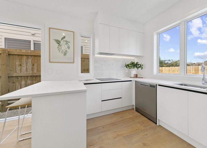  at 4C Towra Place, Botany Downs, Manukau City, Auckland