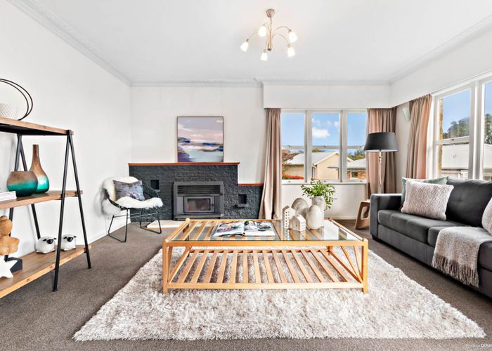  at 27 Laurelwood Avenue, Pukekohe