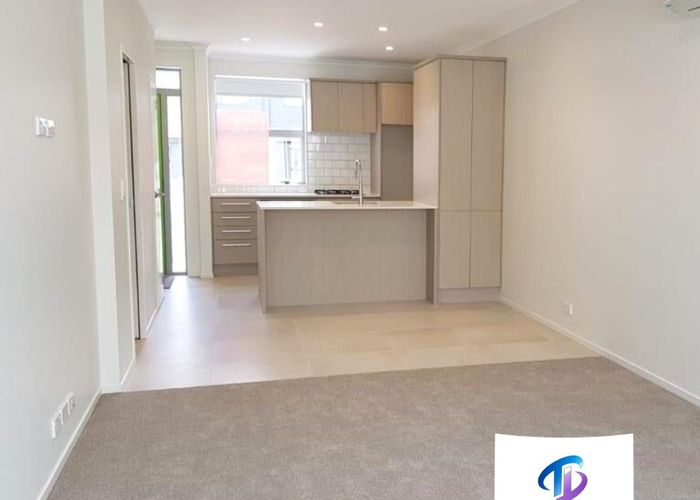  at 5 Horo Road, Flat Bush, Manukau City, Auckland