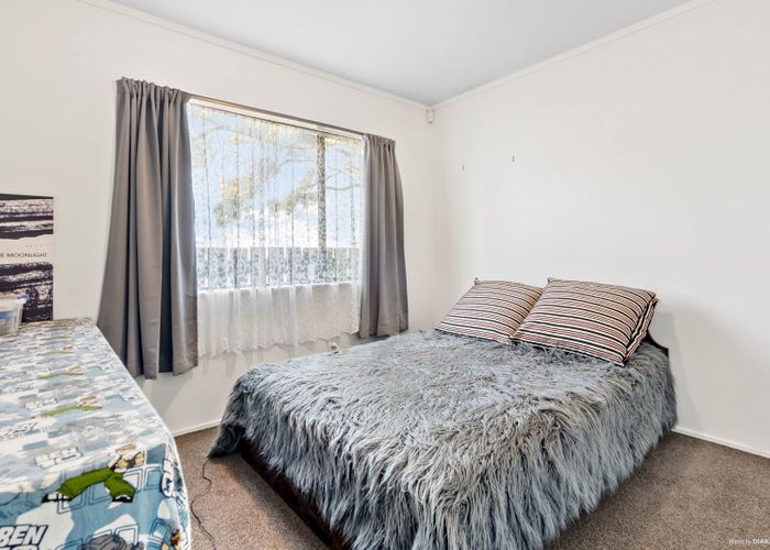  at 2/268 Porchester Road, Takanini