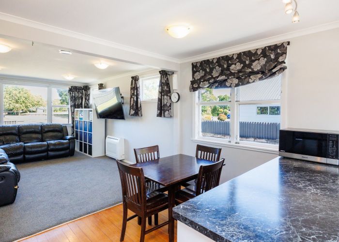  at 77 Maxwells Line, Awapuni, Palmerston North