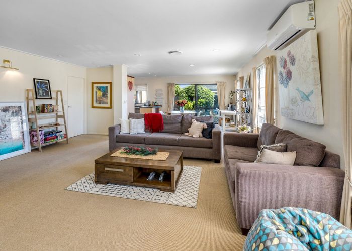  at 23 Seneca Court, Golflands, Auckland