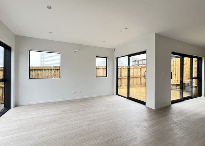  at 105A Bond Cr, Forrest Hill, North Shore City, Auckland