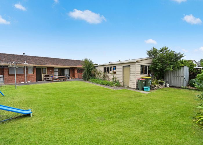  at 15 Tupelo Street, Pukete, Hamilton