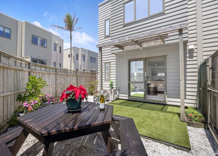  at 56/21 Hunters Park Drive, Three Kings, Auckland