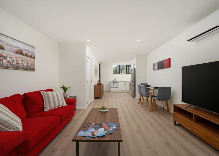  at 10/12 Tawa Road, Te Atatu Peninsula, Waitakere City, Auckland