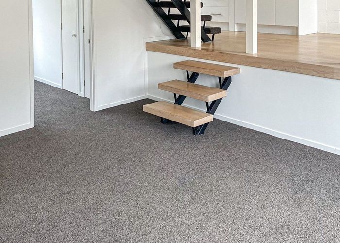  at 2/52 Fruitvale Road, New Lynn, Waitakere City, Auckland