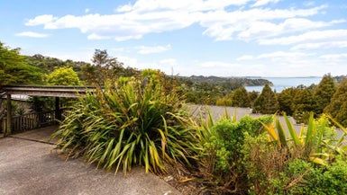  at 98 Victory Road, Laingholm, Auckland