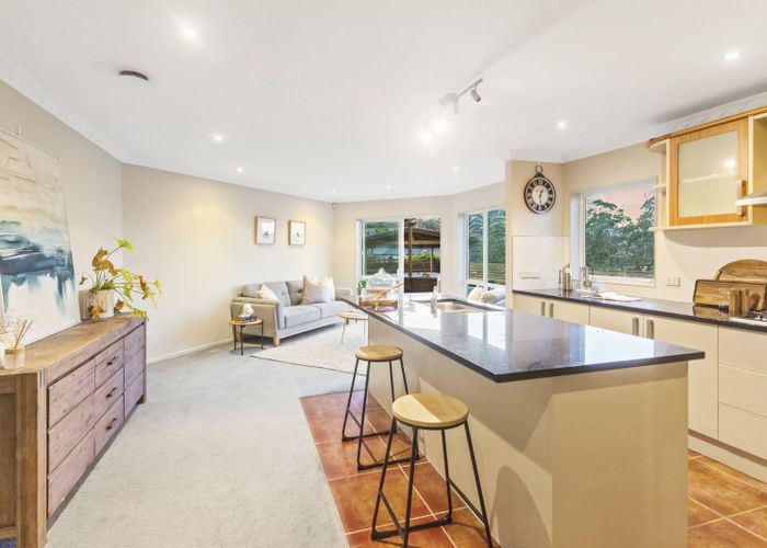  at 41 Sapperton Drive, Henderson, Auckland