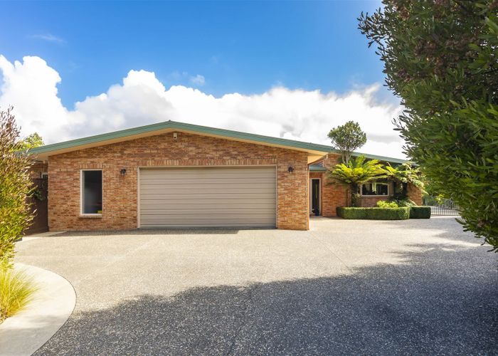 Free property data for 54 Queens Avenue, Waikuku Beach homes.co.nz