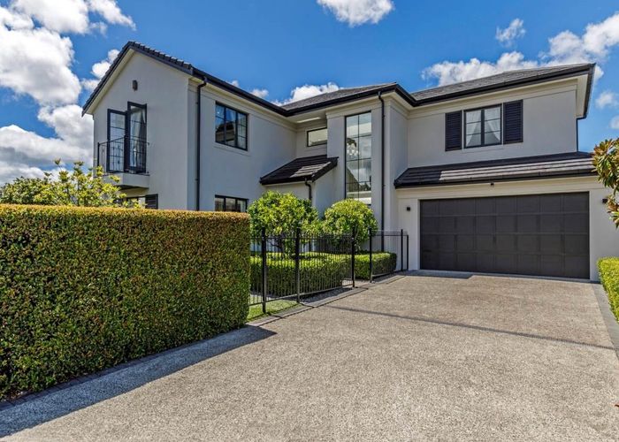  at 14 St Andrews Way, Albany, Auckland