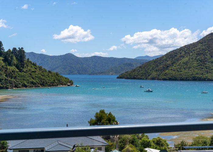  at 595 Port Underwood Road, Whatamango Bay, Picton