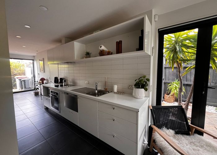  at 93 Canon Street, St. Albans, Christchurch City, Canterbury